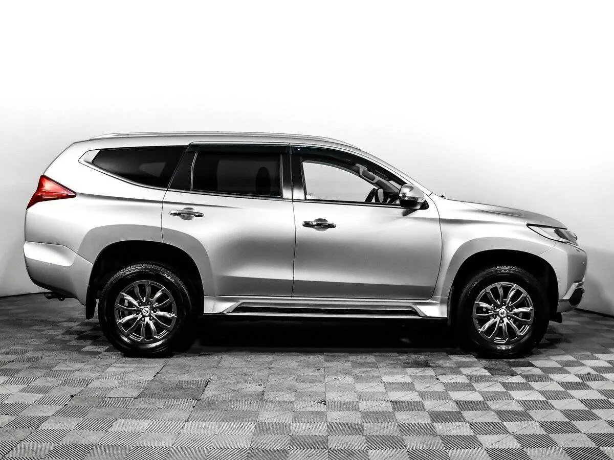 Mitsubishi Pajero Sport