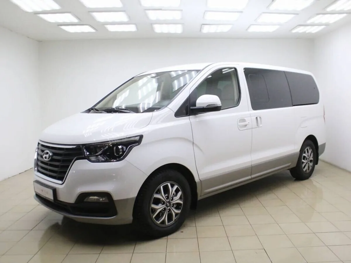 Hyundai H-1