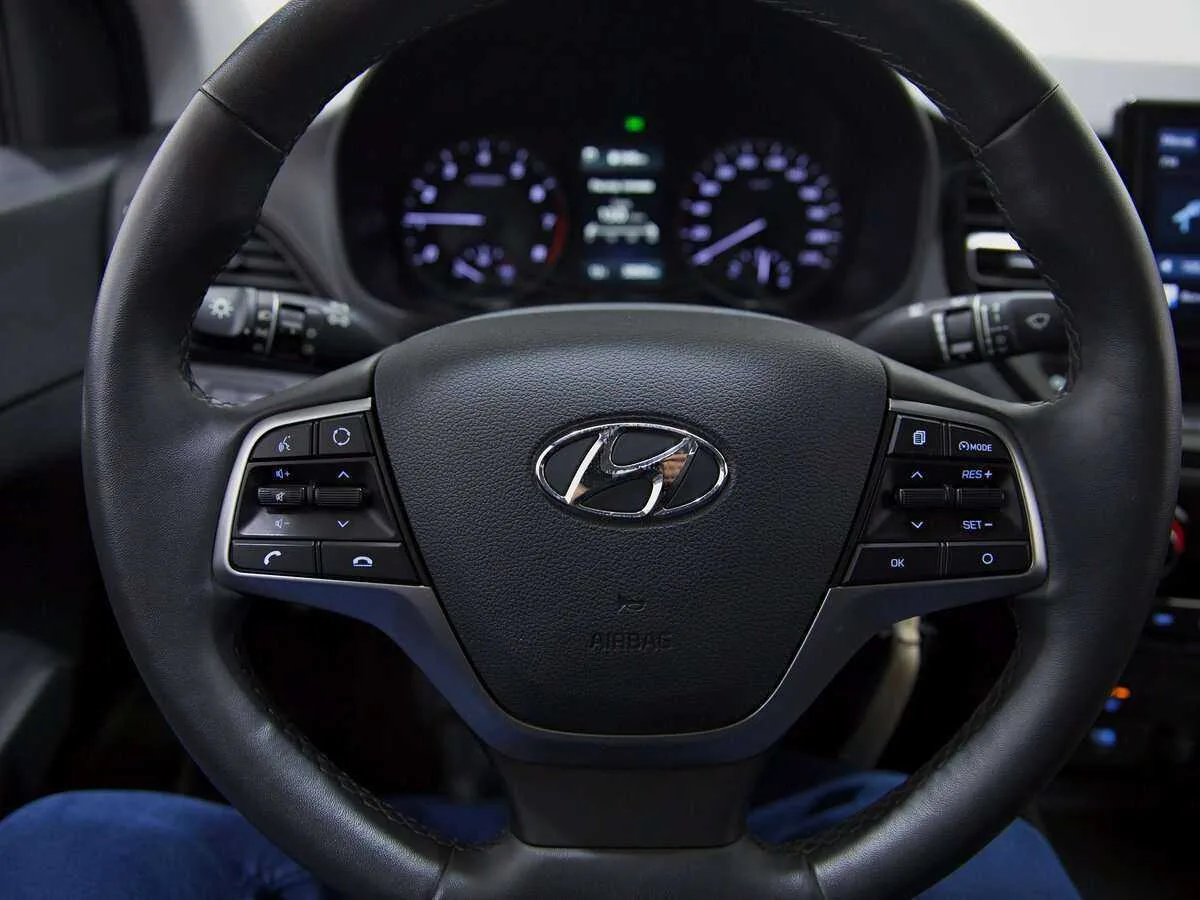 Hyundai Solaris