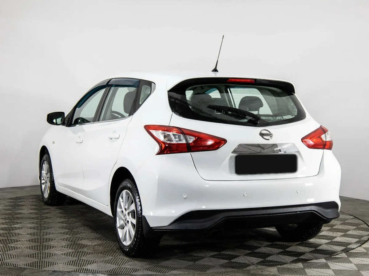Nissan Tiida