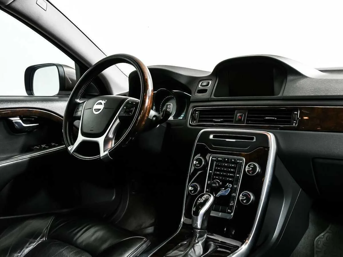 Volvo XC70