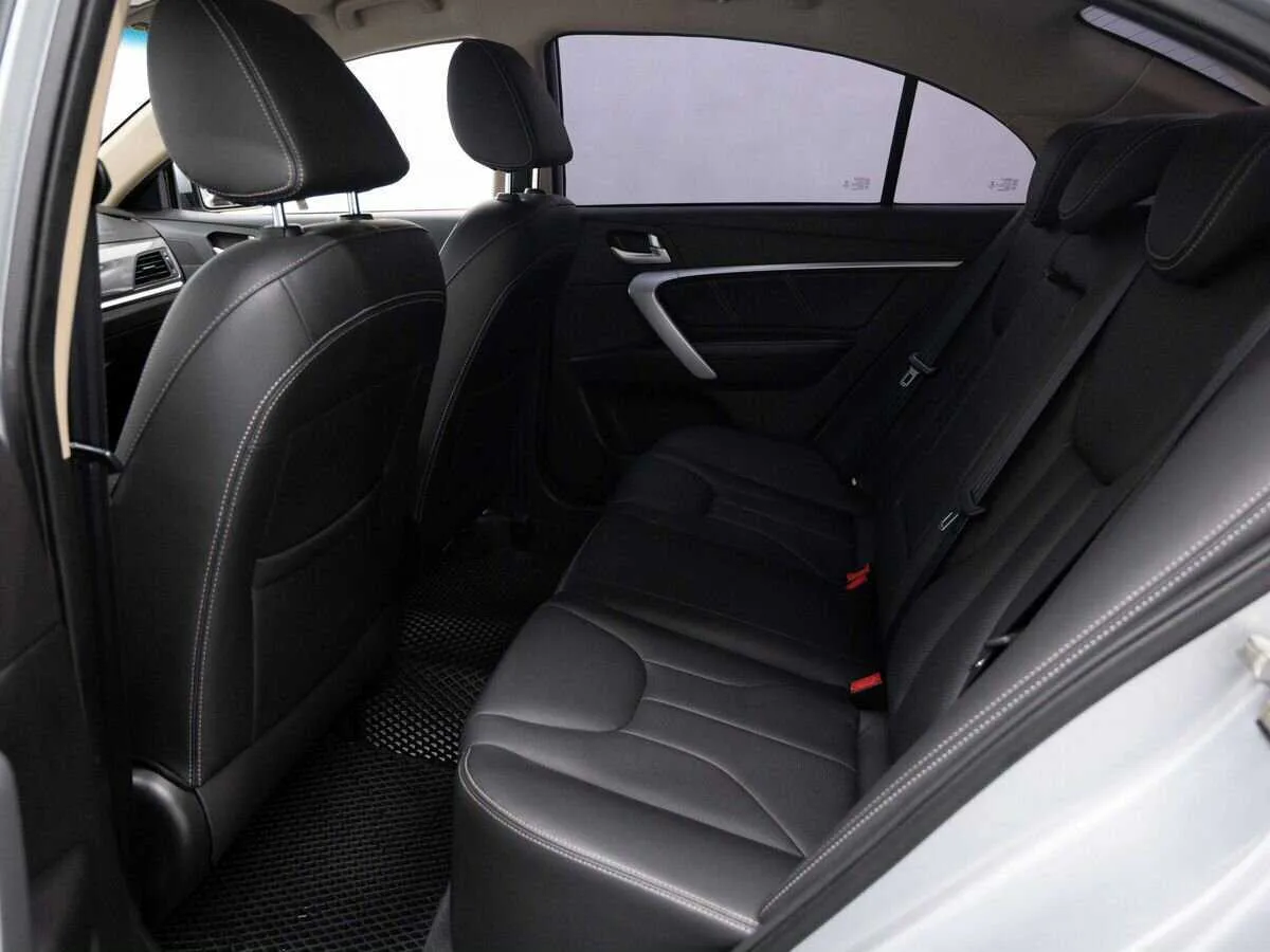 Geely Emgrand 7
