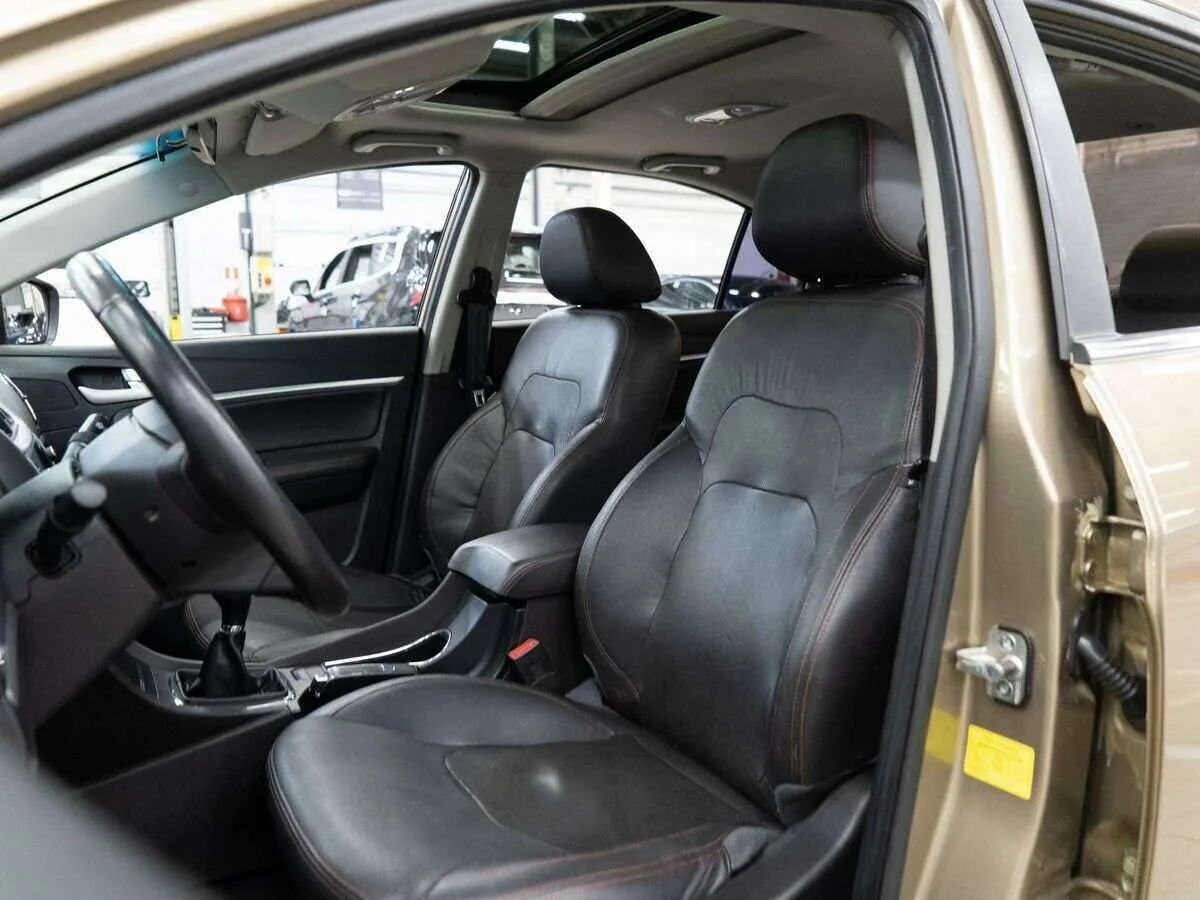 Geely Emgrand 7