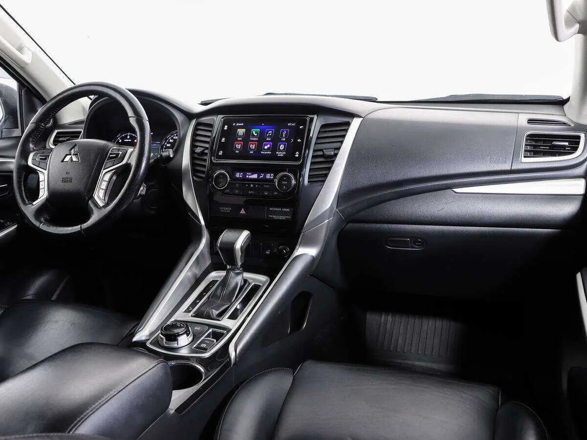 Mitsubishi Pajero Sport