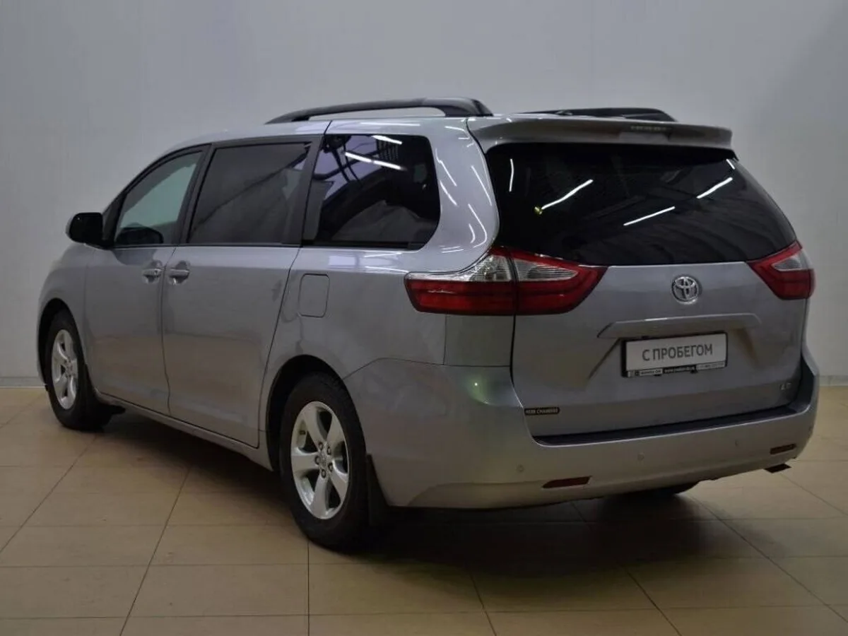 Toyota Sienna