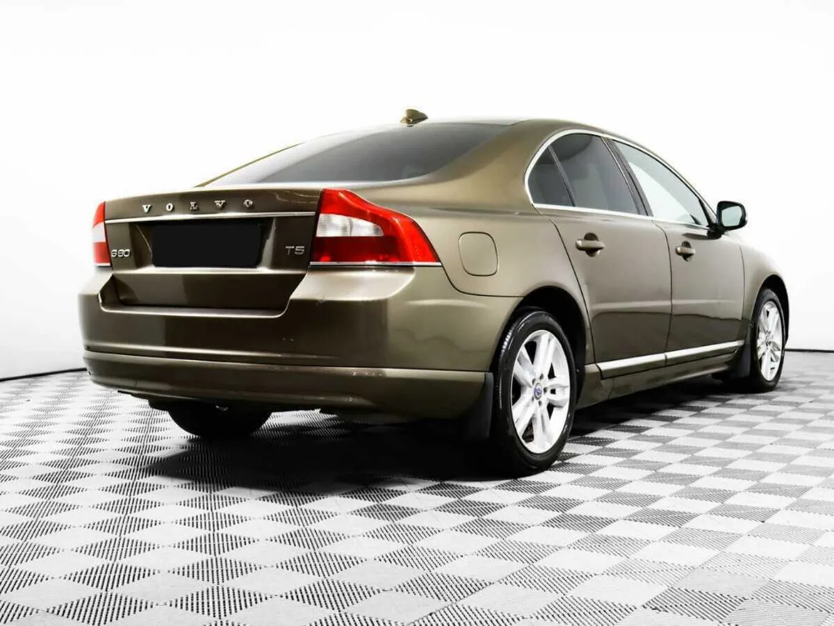 Volvo S80