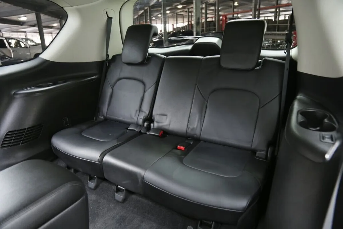 Infiniti QX56