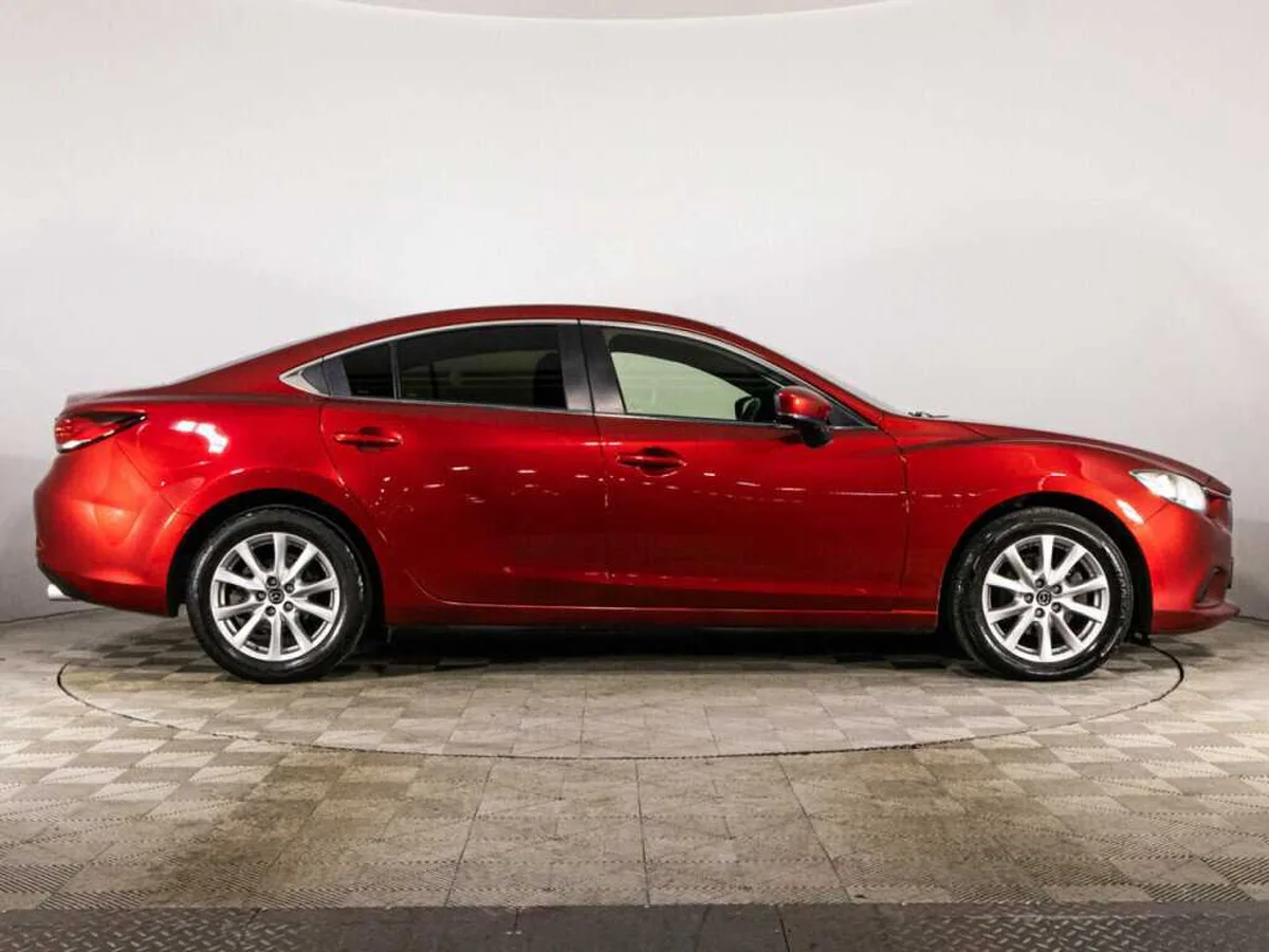 Mazda 6