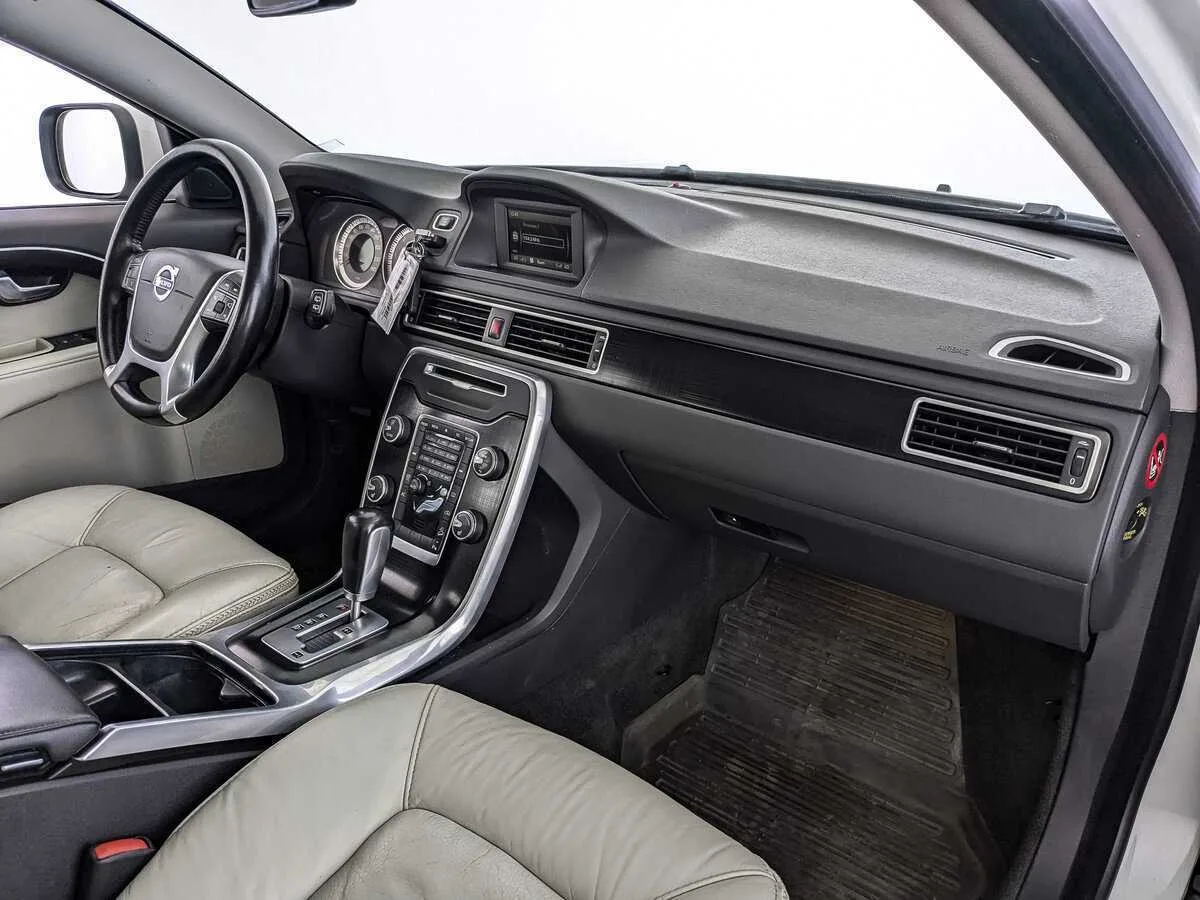 Volvo XC70
