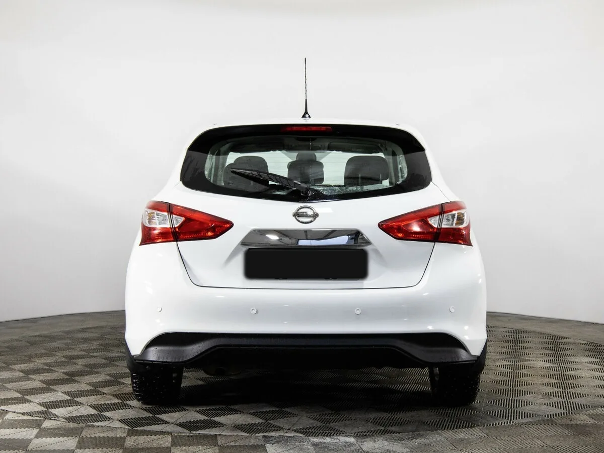 Nissan Tiida
