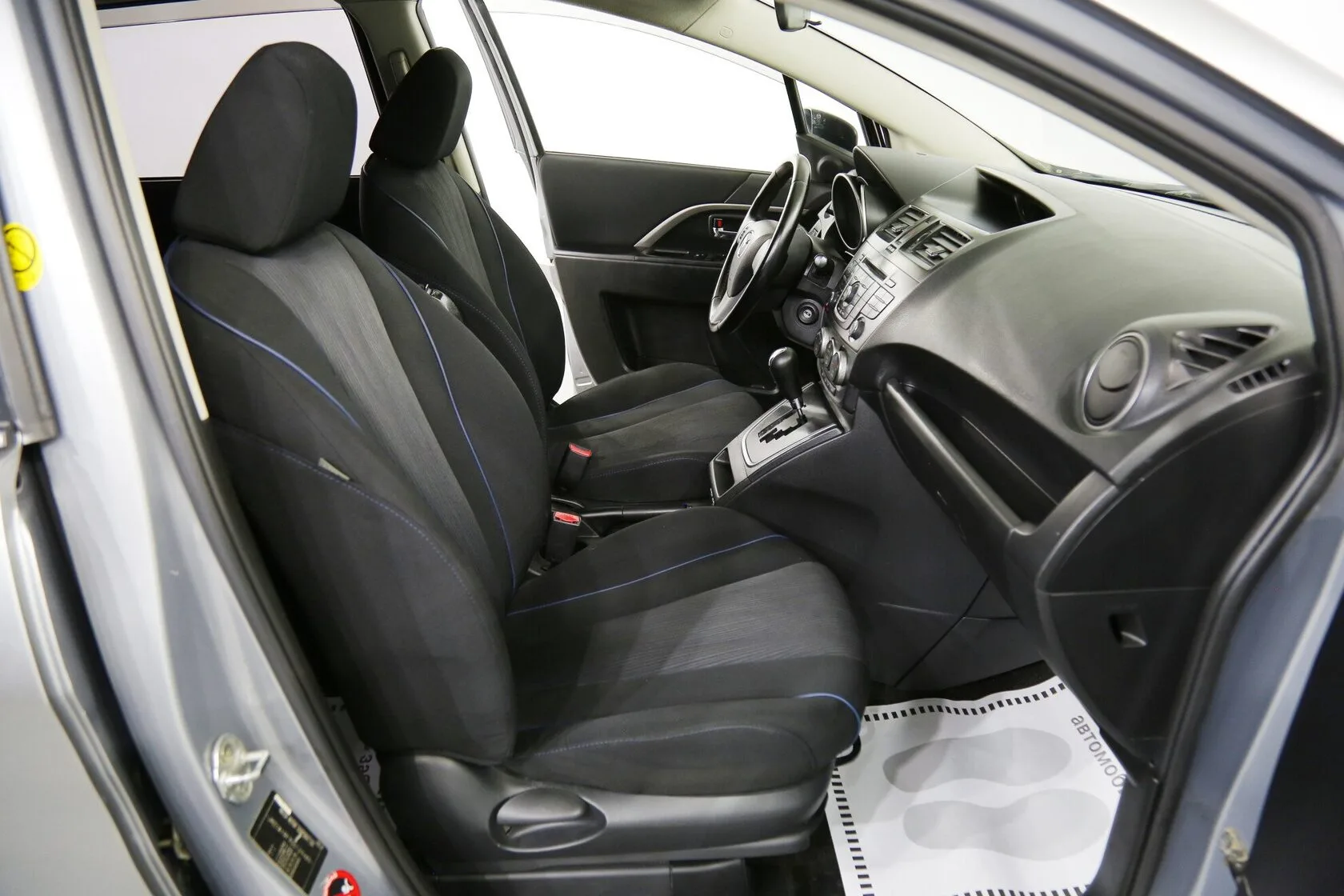 Mazda 5