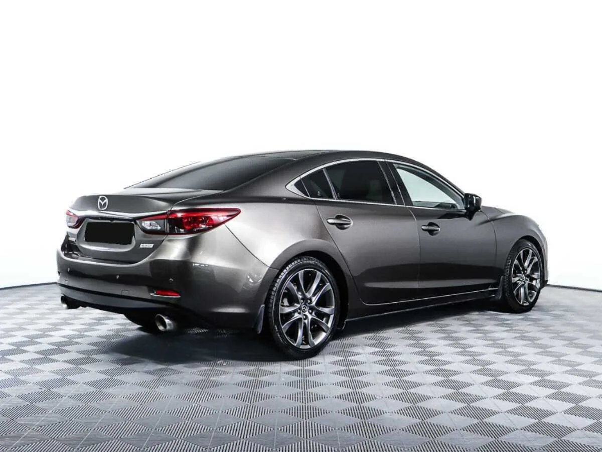 Mazda 6