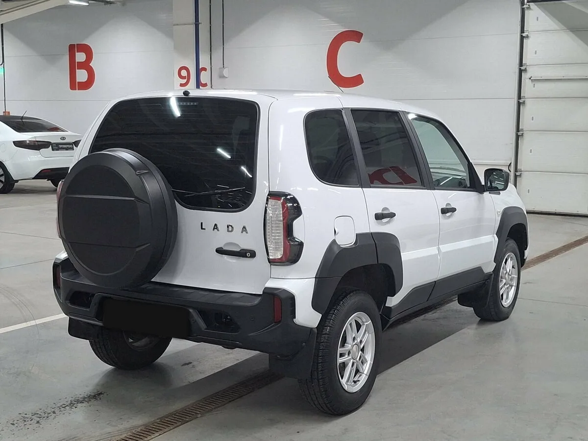 LADA (ВАЗ) Niva Travel