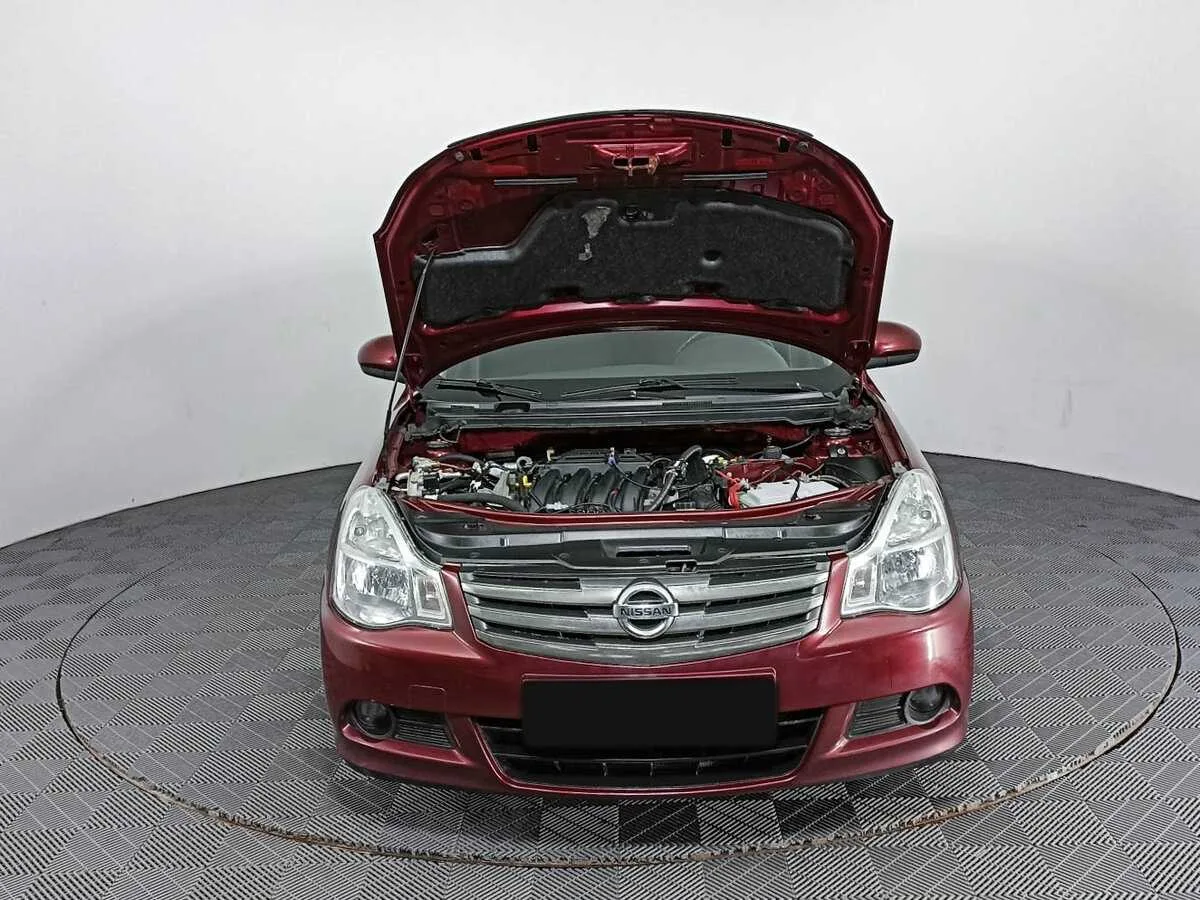 Nissan Almera
