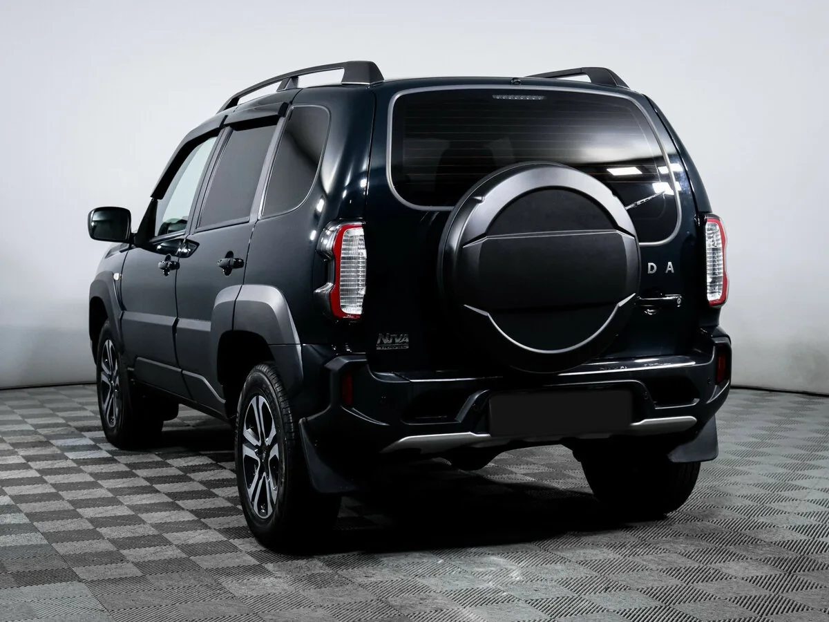 LADA (ВАЗ) Niva Travel