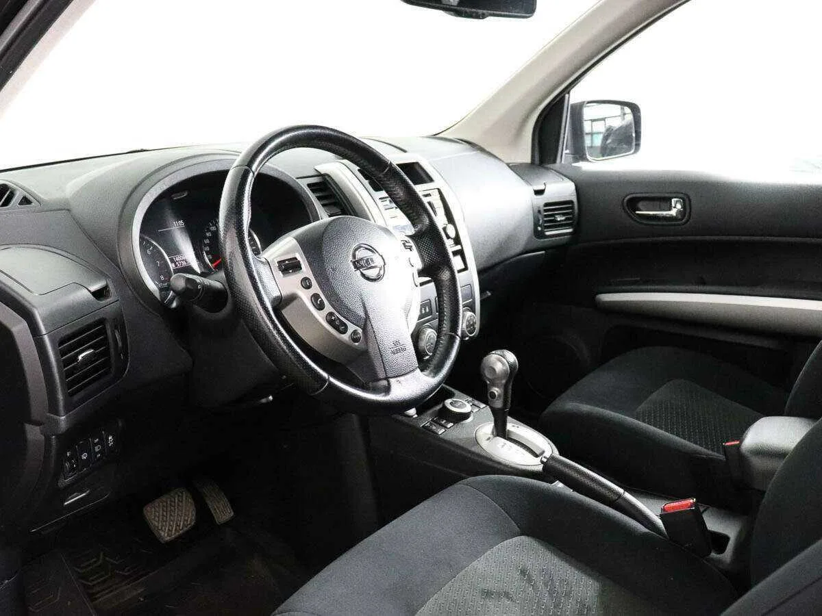 Nissan X Trail