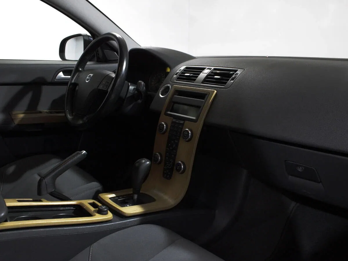 Volvo S40