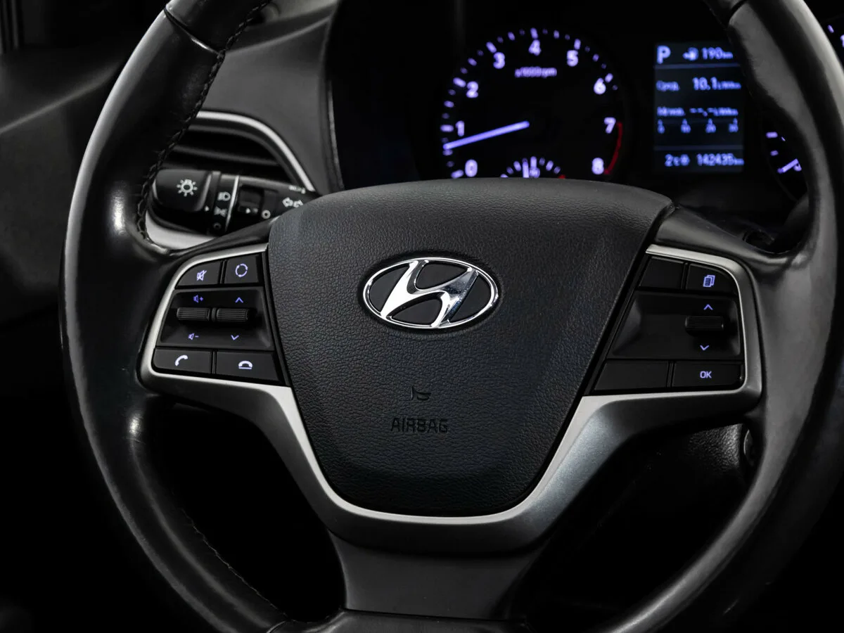 Hyundai Solaris