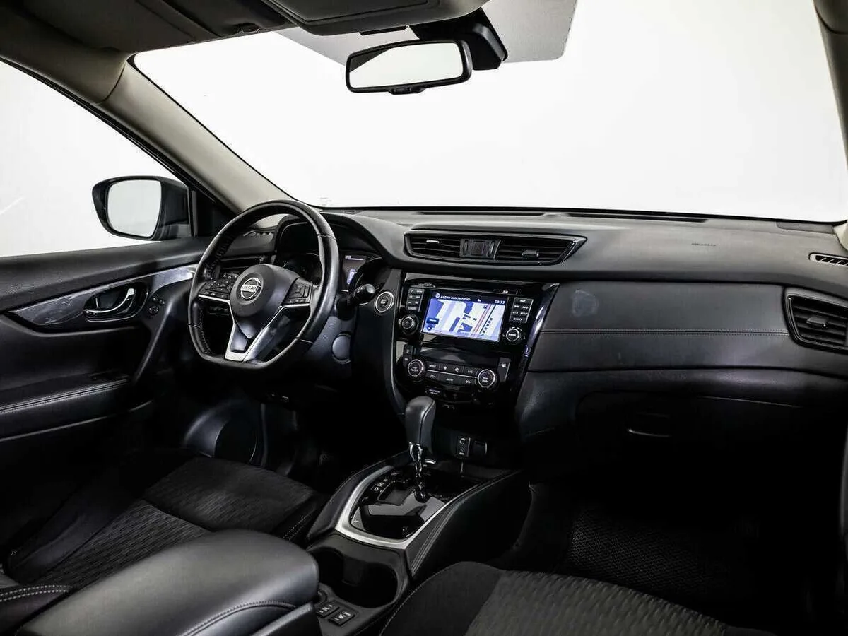 Nissan X Trail