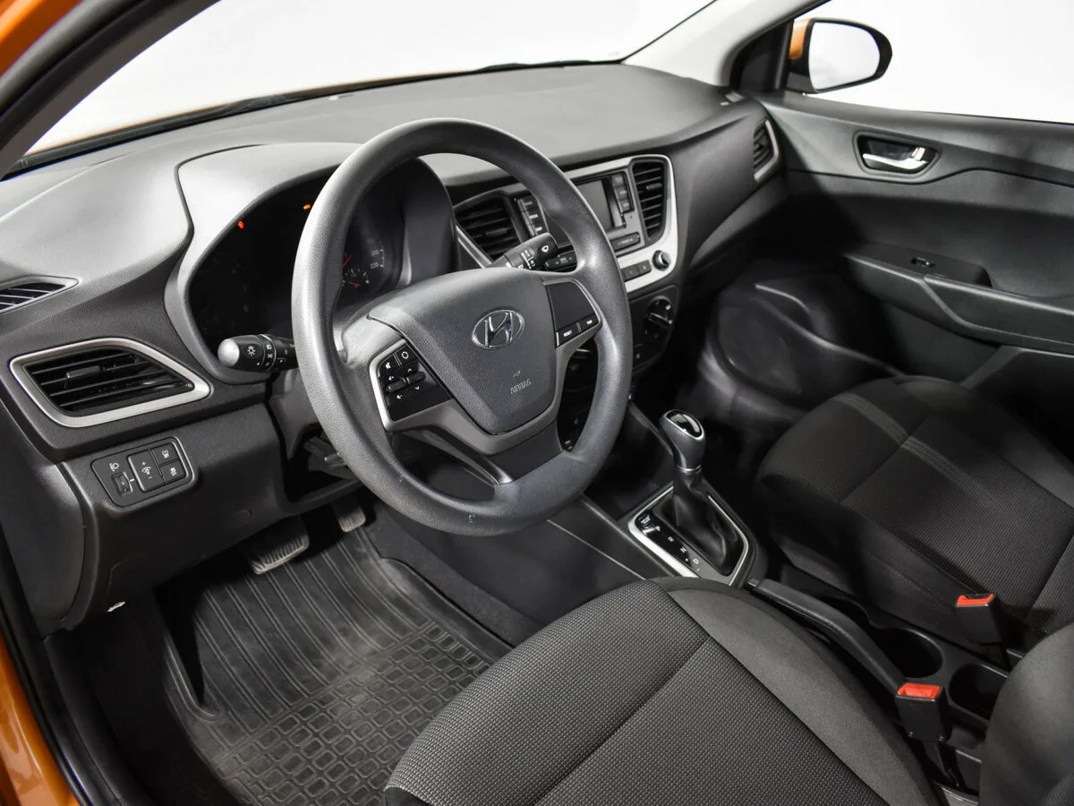 Hyundai Solaris