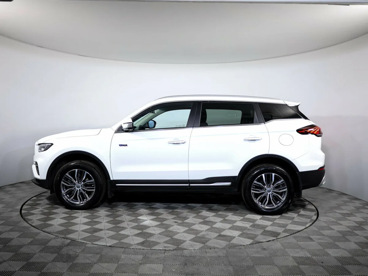 Geely Atlas Pro