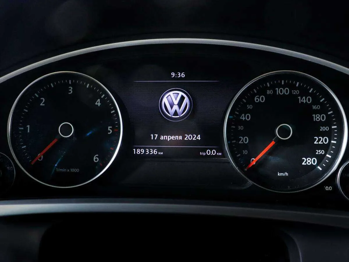 Volkswagen Touareg
