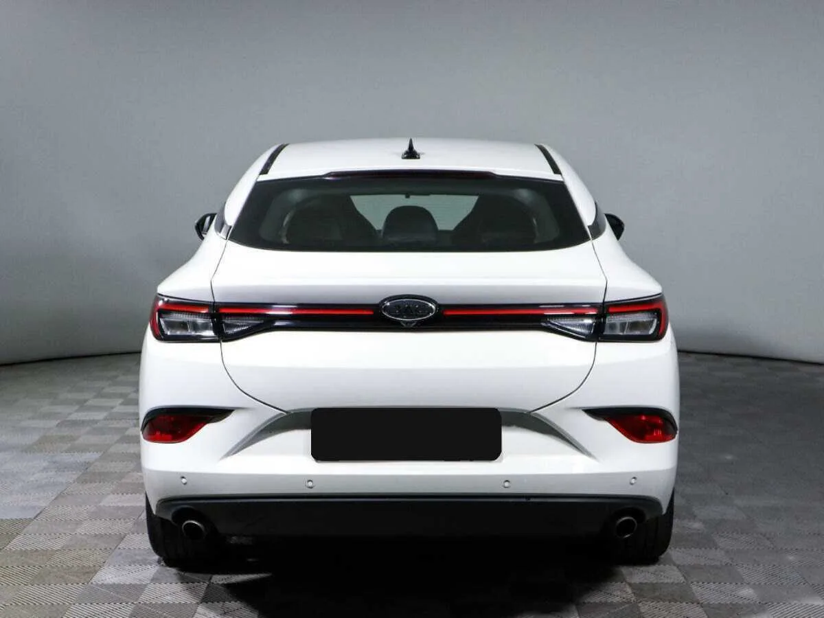 JAC J7