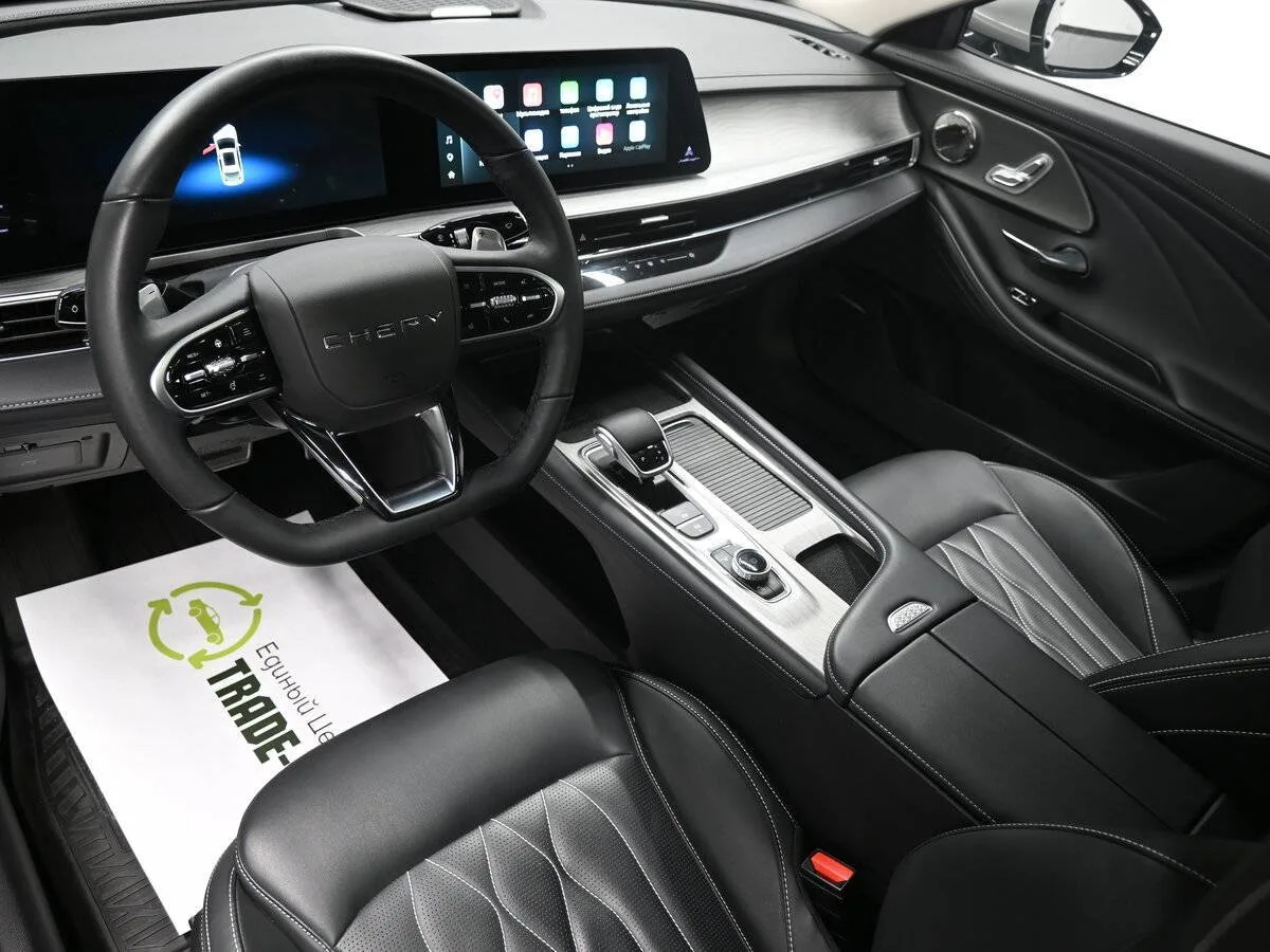 Chery Arrizo 8
