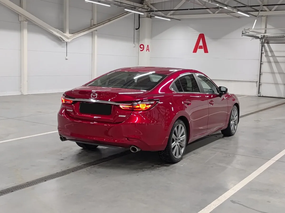 Mazda 6