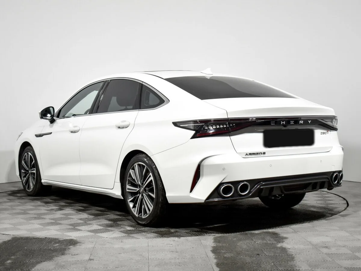 Chery Arrizo 8