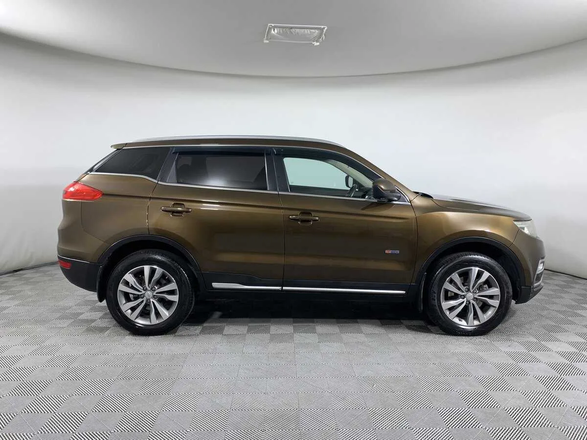 Geely Atlas