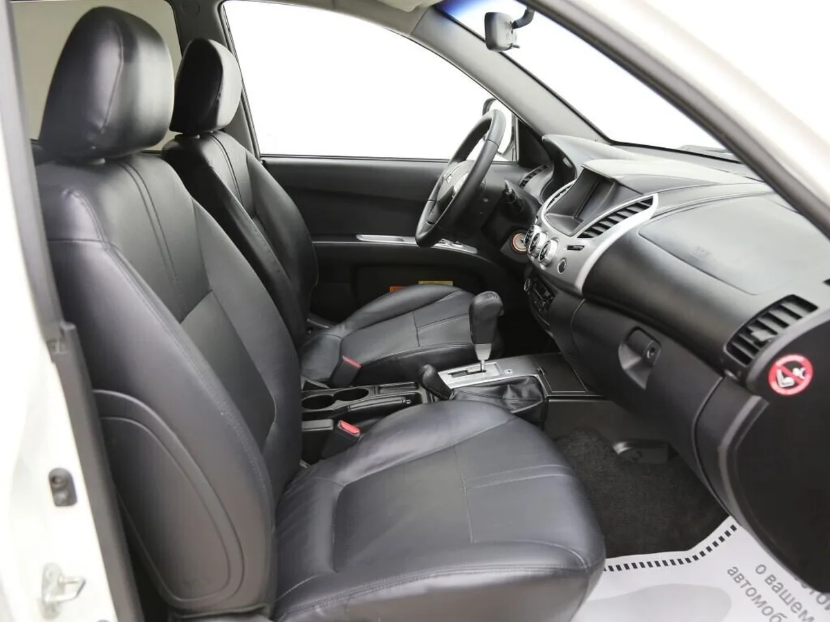 Mitsubishi L200