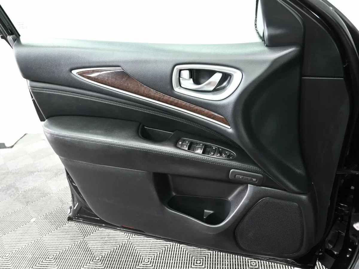 Infiniti JX