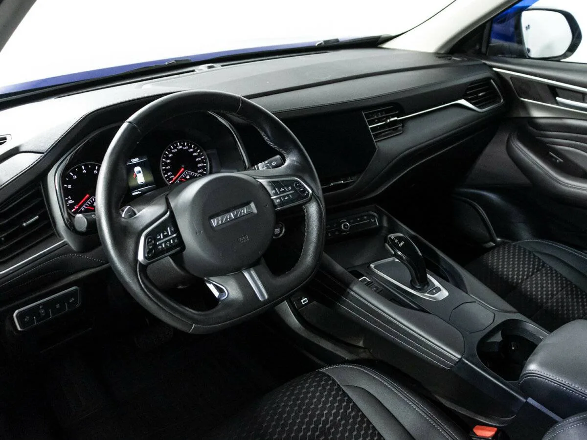 Haval F7