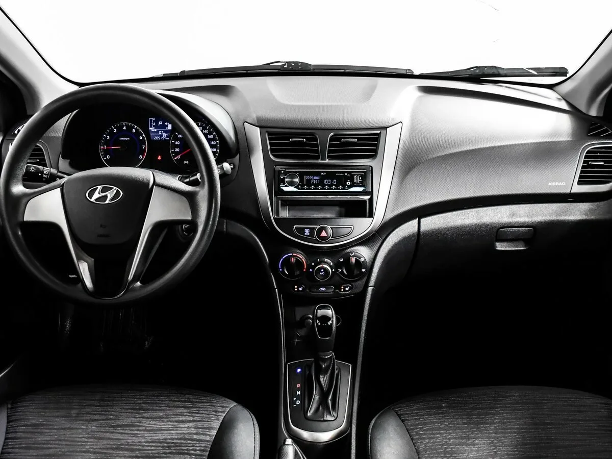 Hyundai Solaris