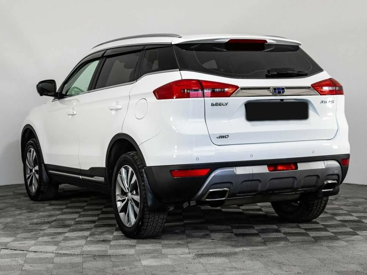Geely Atlas