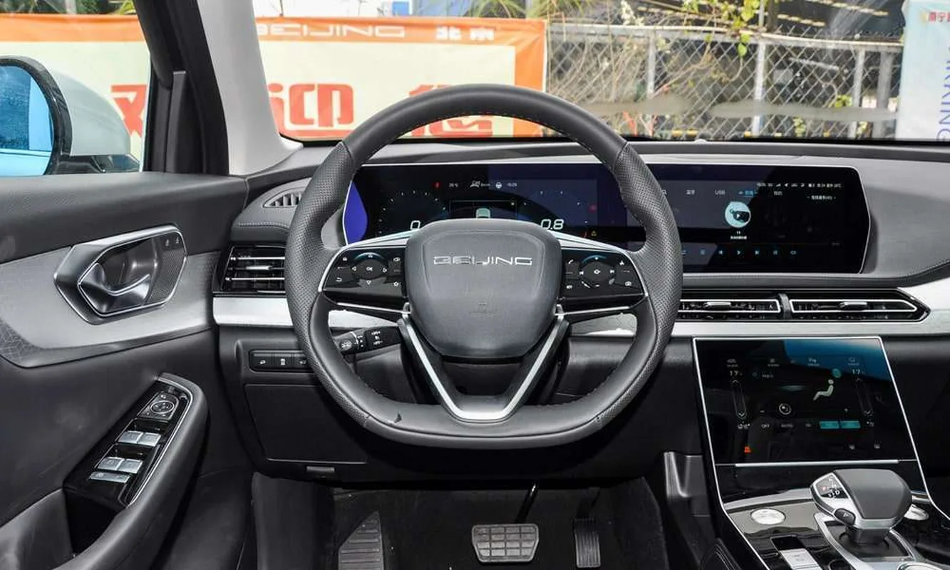 BAIC X7