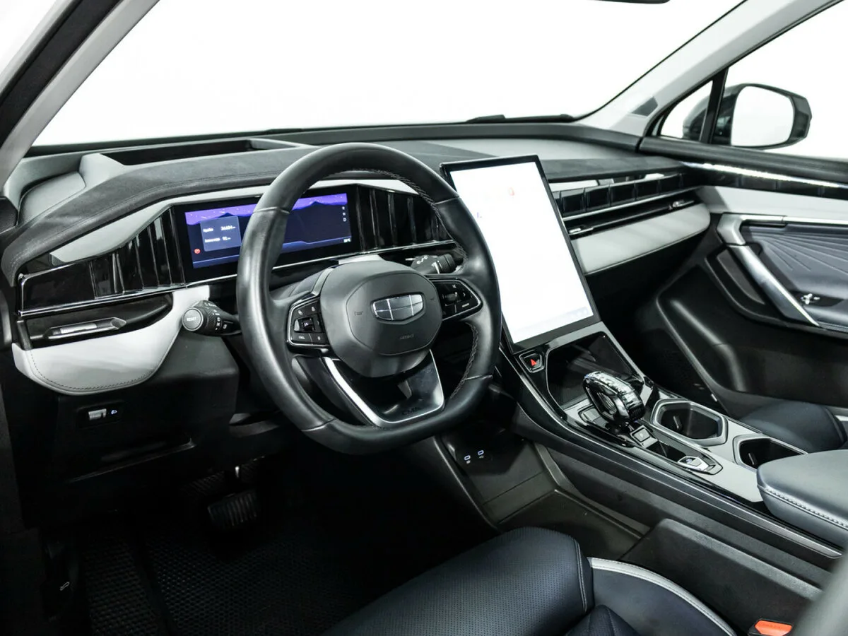 Geely Atlas