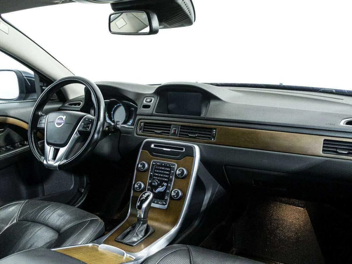Volvo XC70