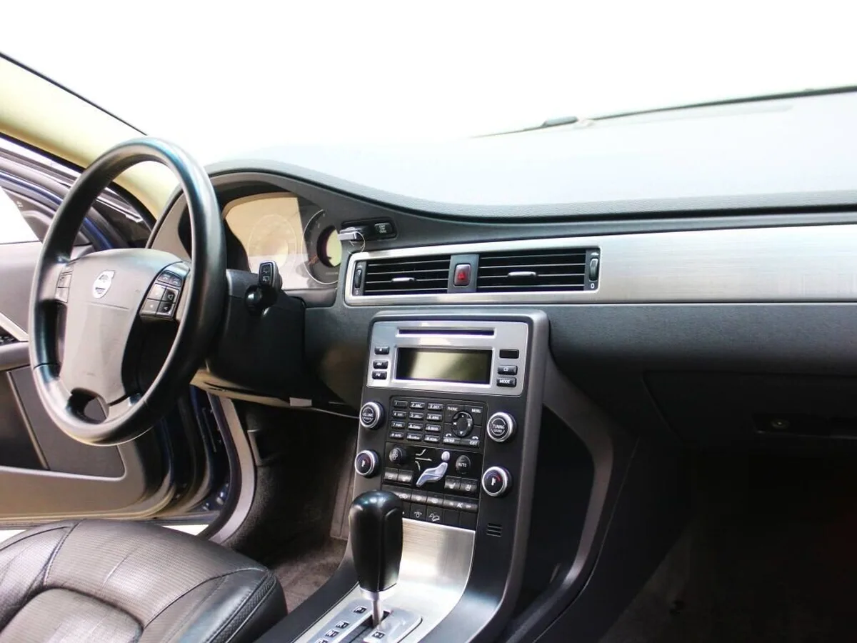 Volvo XC70