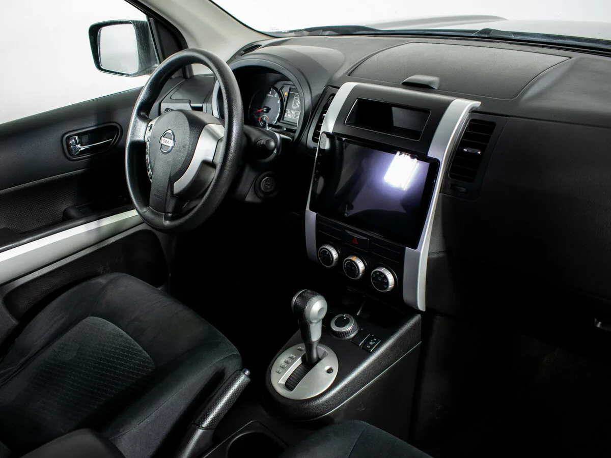 Nissan X Trail