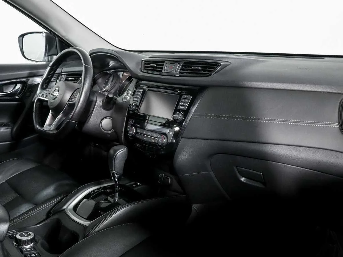 Nissan X Trail