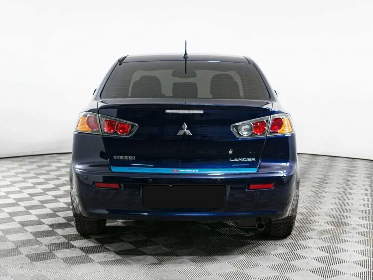 Mitsubishi Lancer