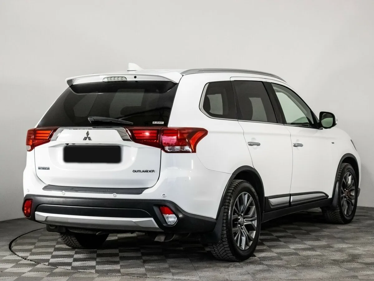 Mitsubishi Outlander