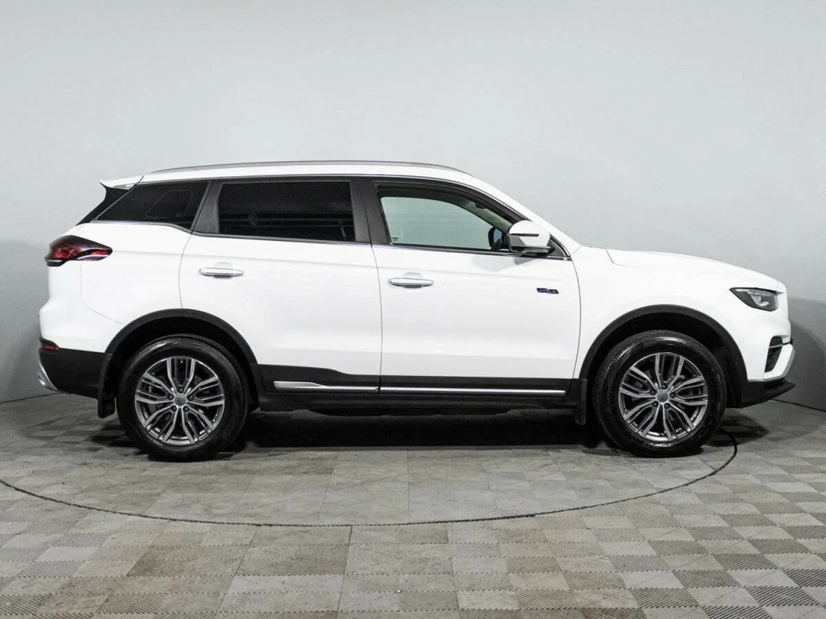 Geely Atlas Pro