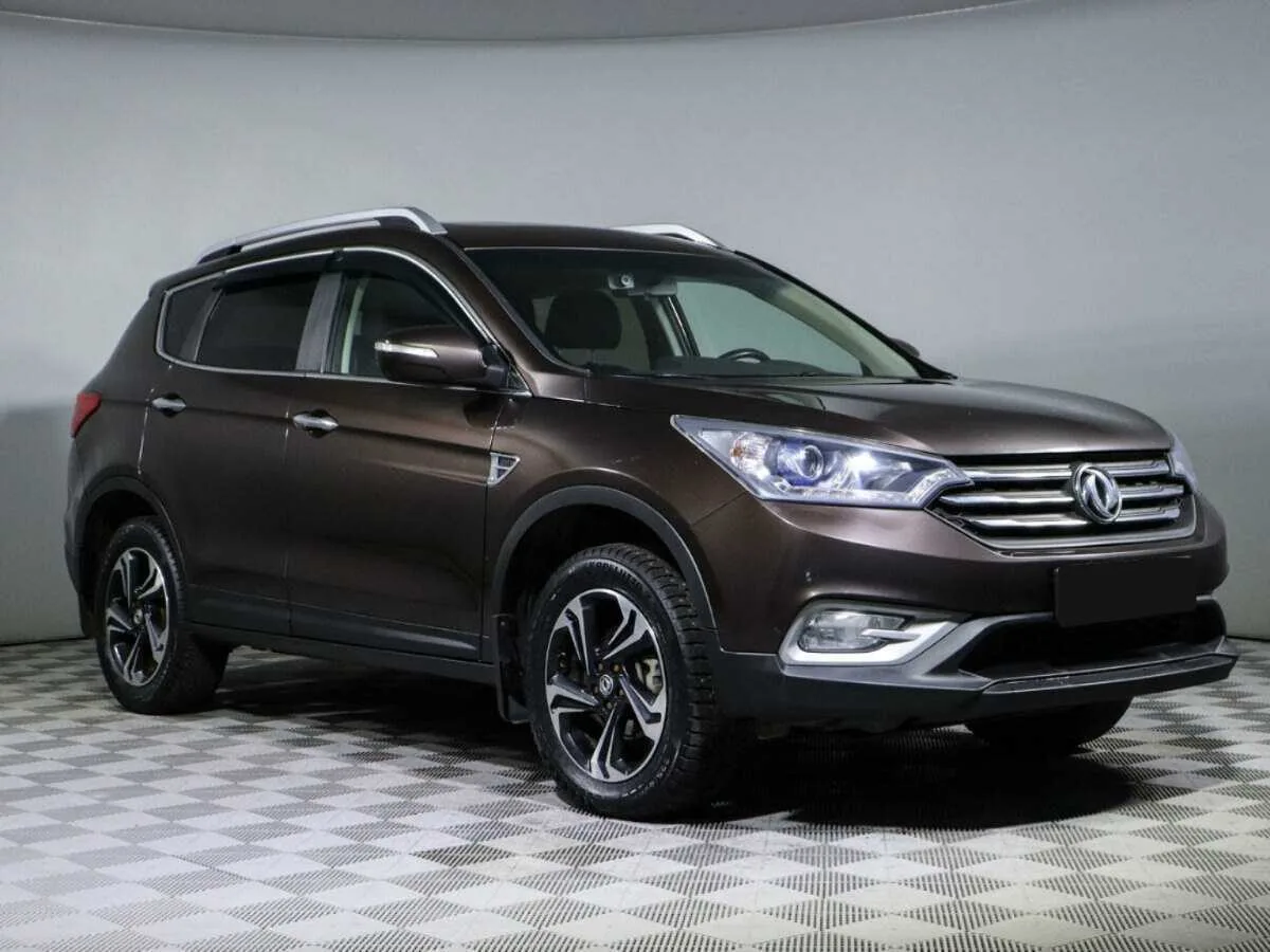 Dongfeng AX7