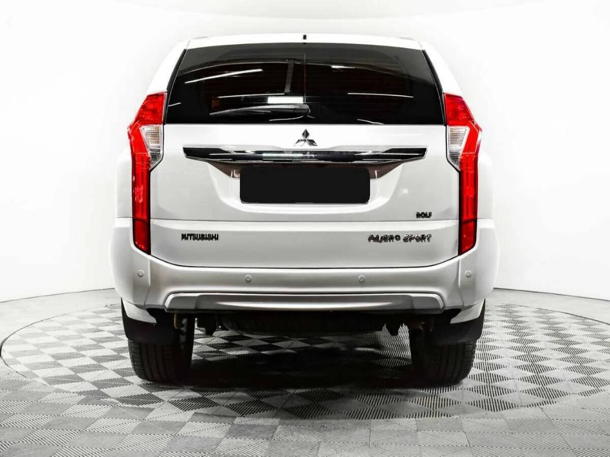 Mitsubishi Pajero Sport