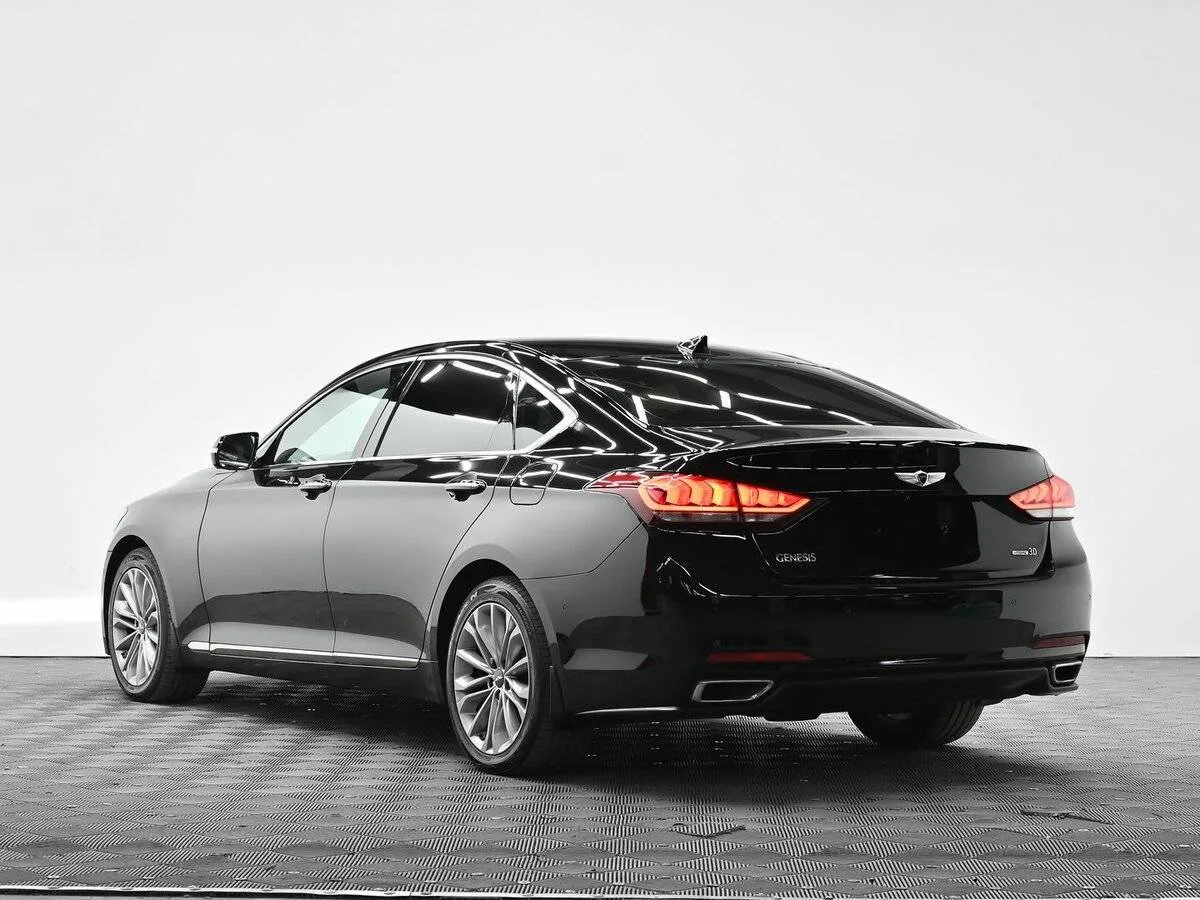Hyundai Genesis