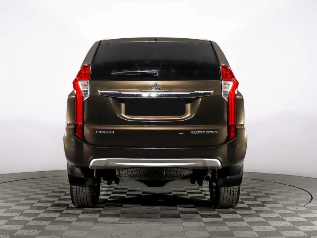 Mitsubishi Pajero Sport