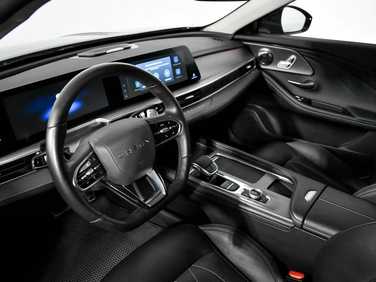 Chery Arrizo 8